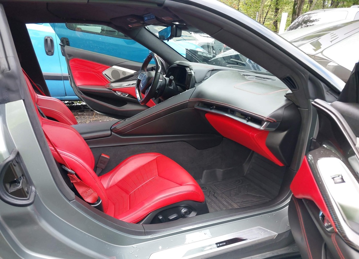 Car image 6